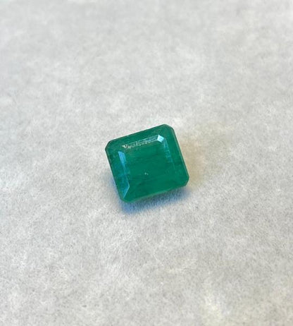 Natural Emerald 4.800 Ct