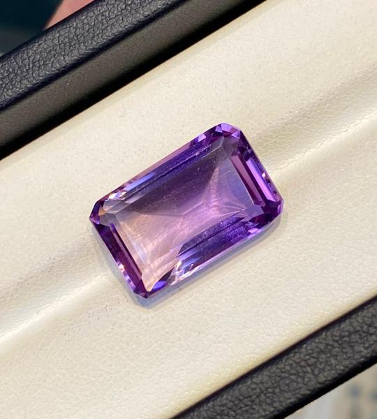 Natural Amethyst 13.800 Ct